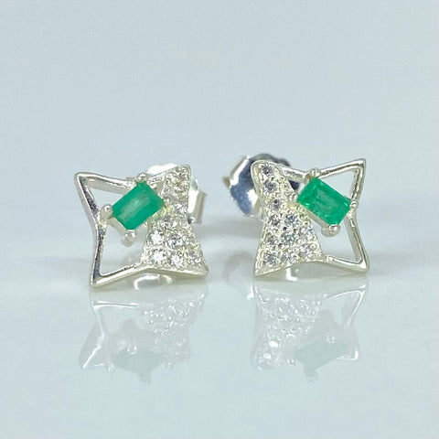 Topos Estrellas Esmeraldas 0.18CT Circones Blancos Plata 925 1,25 Gr / 7,4 mm *