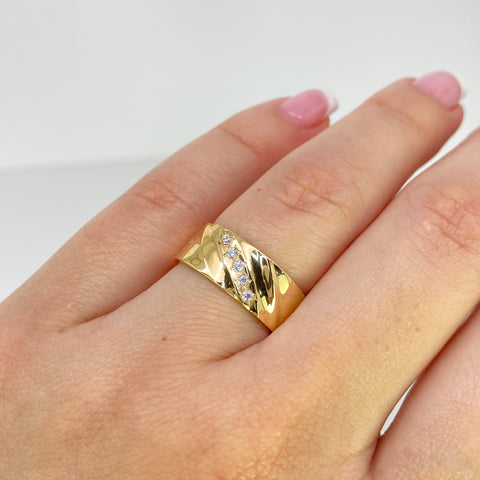 Anillo Argollas Circones Blancos POR FABRICACIÓN Oro amarillo 18k / Talla 8 / 12,55 Gr *