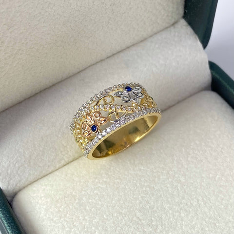 Anillo Flores Circones Blancos Verdes Y Azules Tres oros 18k / Talla 6 3/4 / 4,80 Gr †