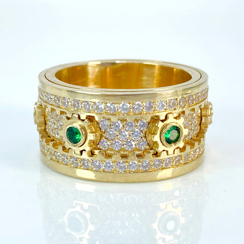 Anillo Engranaje Circones Blancos Y Verdes / POR FABRICACIÓN Oro amarillo 18k / Talla 9 1/2 / 25 Gr *
