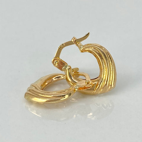 Candongas Corazon Rayadas  Oro amarillo 18k 1,22 Gr / 1,6 Cm