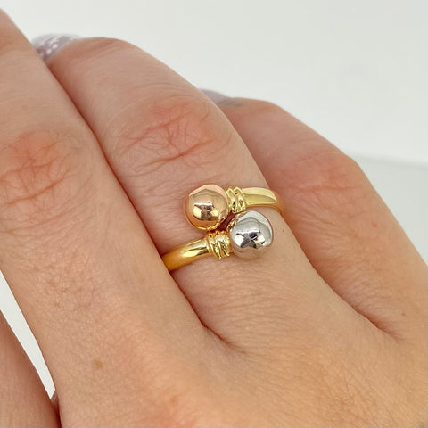 Anillo Tu y Yo / Bola Lisa Tres oros 18k / Talla 7 / 1,79 Gr / 6 mm  †