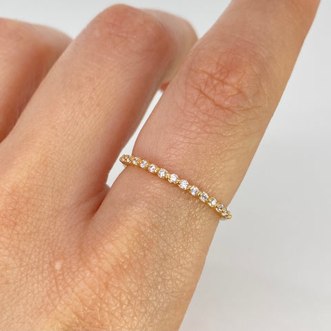 Anillo Churumbela Circones Blancos Oro amarillo 18k / Talla 7 3/4 / 1,15 Gr †