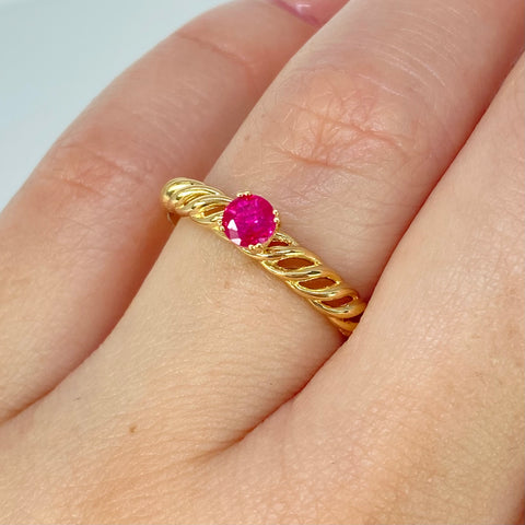 Anillo Solitario Circon Fuscia Oro amarillo / Talla 7 1/2 / 2,25 Gr