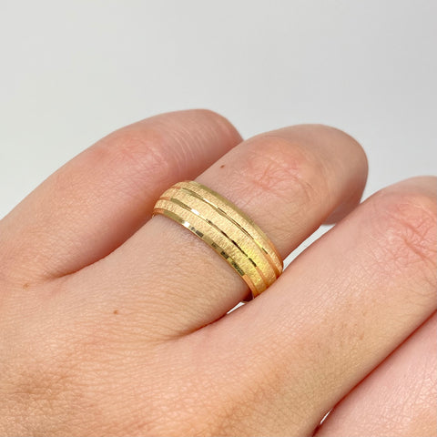 Anillo Argollas 3 Lineas Diamantadas POR FABRICACIÓN Oro amarillo 18k / Talla 7 / 10 Gr *