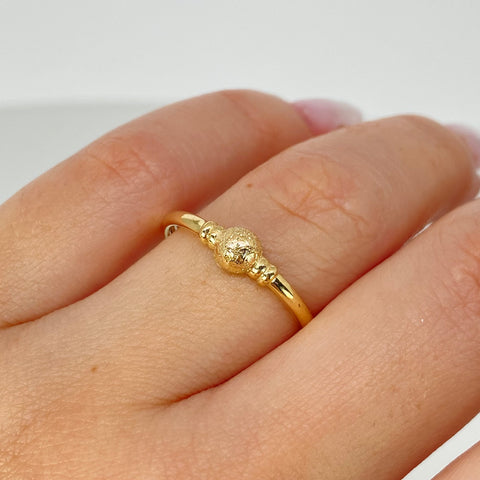 Anillo Bola Mateada Oro amarillo 18k / Talla 8 1/2 / 1,15 Gr *