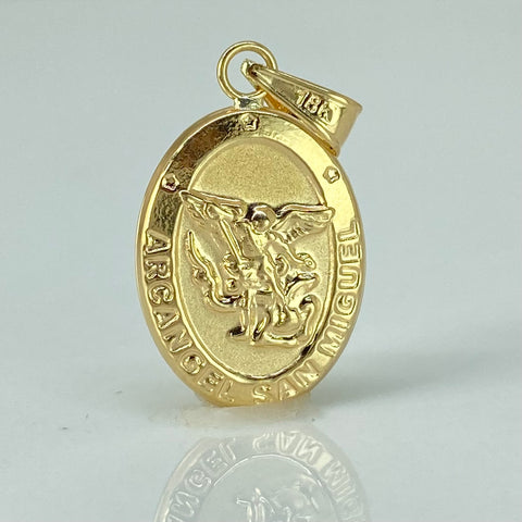 Dije San Miguel Arcangel Oro amarillo 18k 1,15 Gr / 2,5 Cm *