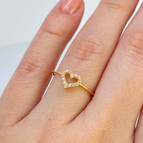 Anillo Corazón Circones Blancos Oro amarillo 18k 1,21 Gr *