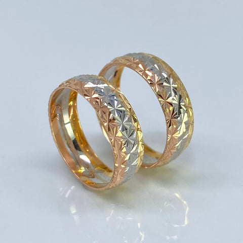 Anillo Argollas Diamantadas POR FABRICACIÓN Tres oros 18k / Talla 7 / 10 Gr *