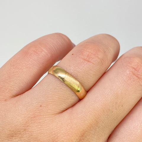 Anillo Argollas Lisas / Diamantadas POR FABRICACIÓN Oro amarillo 18k / Talla 7 / 10 Gr *