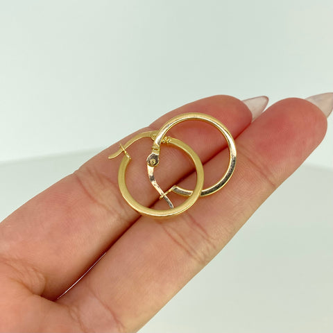 Candongas Lisas Cuadradas Oro amarillo 18k 1,4 Gr / 2,2 Cm †