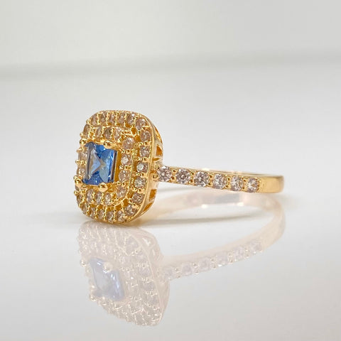 Anillo Solitario Cuadro Circones Blancos Y Azul Cielo Oro amarillo 18k / Talla 6 1/4 / 3,58 Gr *