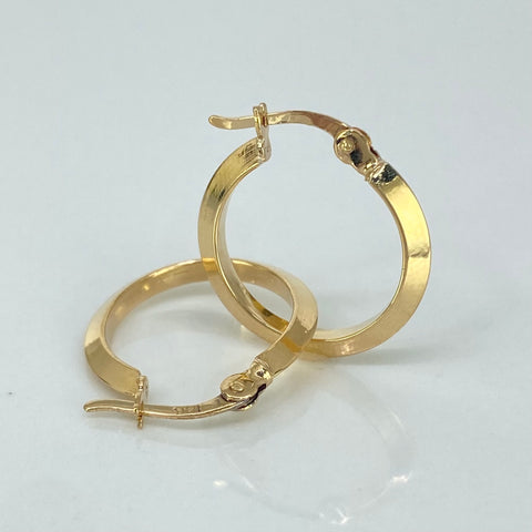 Candongas Triangular Lisas Oro amarillo 18k 1,43 Gr / 2,1 Cm  *