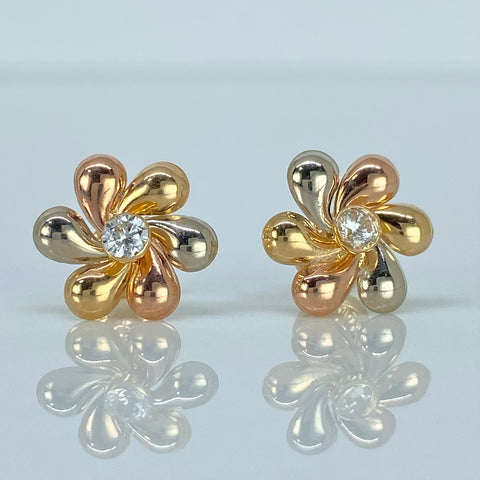Topos Flor Circon Blanco Tres oros 18k 1,2 Gr / 11 mm  *