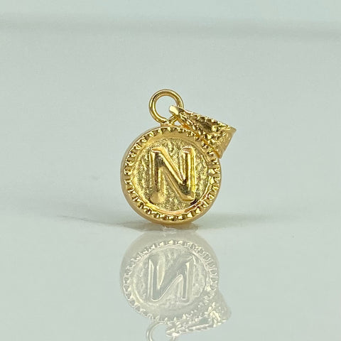 Dije Letra N Diamantada Oro amarillo 18k 0,47 Gr / 1,5 Cm  *