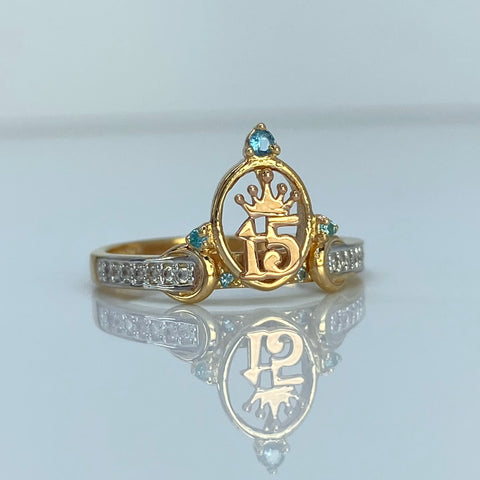 Anillo 15 Años Ovalados Circones Blancos Celestes Tres oros 18k / Talla 7 1/2 / 2,7 Gr †