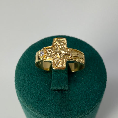 Anillo Cruz Cristo Circon Blanco Oro amarillo 18k / Talla 8 2/4 / 3,23 Gr