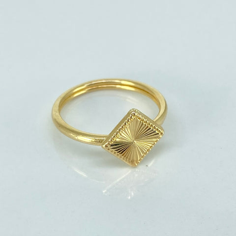 Anillo Rombo Diamantado Oro amarillo 18k / Talla 6 3/4 / 1,35 Gr *