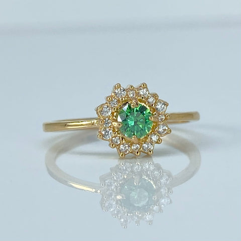Anillo Solitario Circones Blancos Verde Oro amarillo / Talla 6 1/2 / 1 Gr