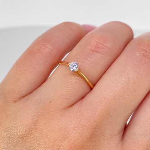 Anillo Solitario Circon Blanco Oro amarillo / Talla 6 1/4 / 1,1 Gr *