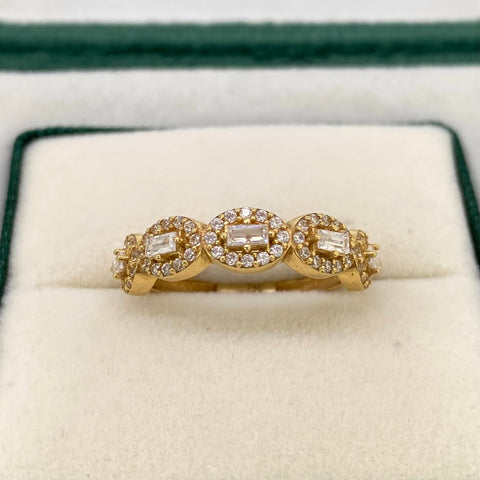 Anillo Circulo Circones Blancos Oro amarillo 18k / Talla 5 3/4 / 2,66 Gr *
