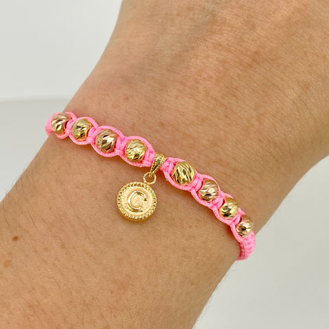 Pulsera tejida Dije Letra C / BD 8uni 5mm / Hilo Rosa Oro amarillo 18k 1,33 Gr *