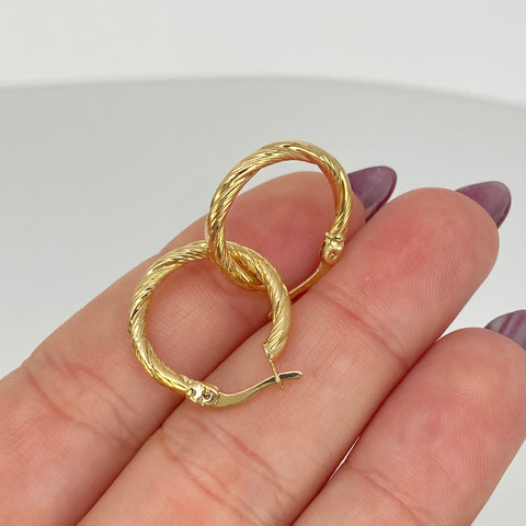 Candongas Entorchadas Lineales Oro amarillo 18k 1,4 Gr / 2 Cm  *