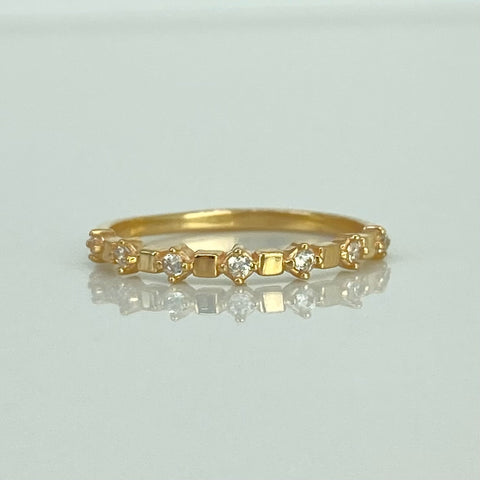Anillo Churumbela Cuadrados Circones Blancos Oro amarillo 18k / Talla 7 / 1,5 Gr