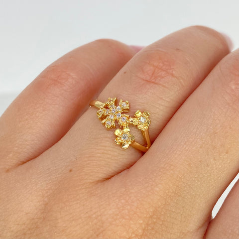 Anillo Copo Nieve Flores Circones Blancos Oro amarillo 18k / Talla 5 1/2 / 1,65 Gr †