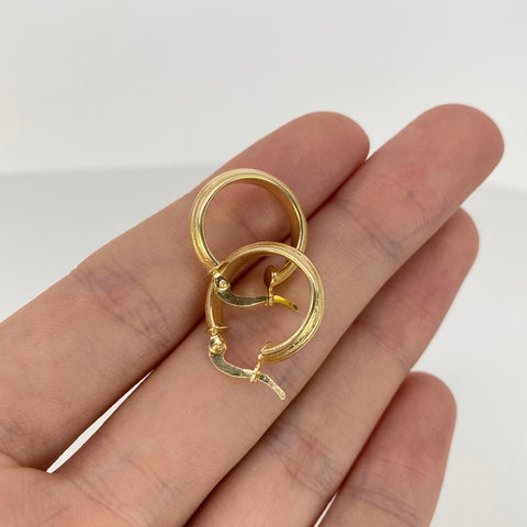 Candongas Semi Planas Lineas Mateadas Oro amarillo 18k 2,22 Gr / 2 Cm  *