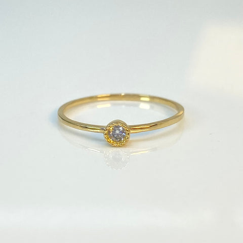 Anillo Circon Blanco Central Oro amarillo 18k / Talla 5 3/4 / 0,70 Gr *