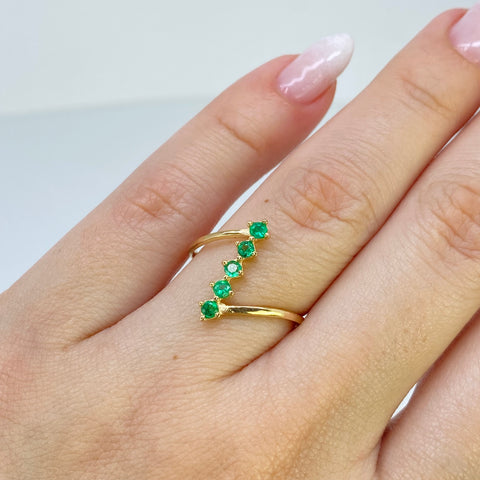 Anillo Arabe 5 Piedras / 14 Pts De Esmeralda Oro amarillo 18k / Talla 7 / 1,47 Gr *