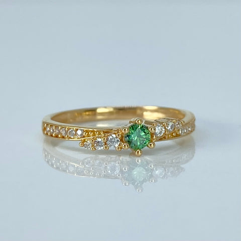Anillo Solitario Circones Blancos Verdes Oro amarillo / Talla 6 / 1,65 Gr