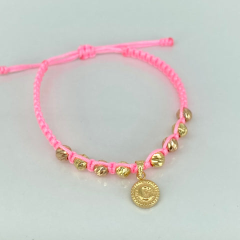Pulsera tejida Dije Letra C / BD 8uni 5mm / Hilo Rosa Oro amarillo 18k 1,33 Gr *