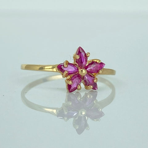Anillo Flor Circones Fucsias Oro amarillo 18k / Talla 6 3/4 / 1,04 Gr