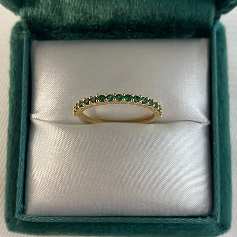 Anillo con Circones Verdes Oro amarillo 18k / Talla 6 / 1,44 Gr