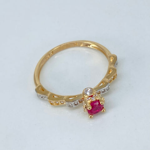 Anillo Solitario Circon Fucsia Blancos Oro amarillo y Oro blanco / Talla 7 / 2,1 Gr †