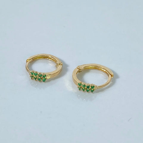 Candongas 8 Piedras / 12 Pts Esmeralda Oro amarillo 18k 1,4 Gr / 1,2 Cm  *