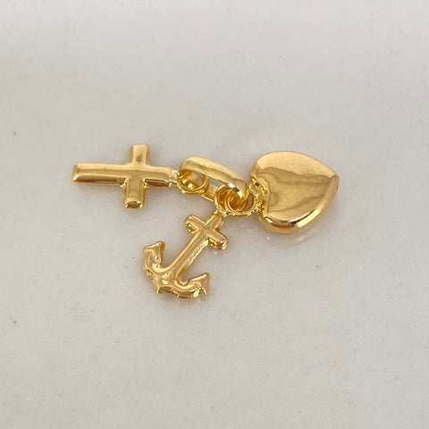 Dije Tres Gracias Oro amarillo 18k 0,55 Gr / 1,4 Cm †