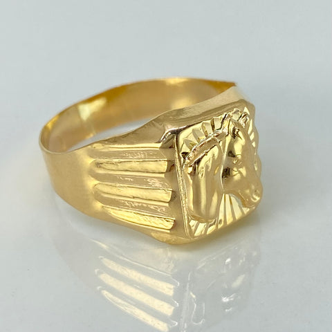 Anillo Sello Caballo Oro amarillo 18k / Talla 12 3/4 / 3,46 Gr †