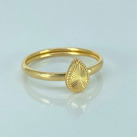 Anillo Lagrima Diamantada Oro amarillo 18k / Talla 7 1/4 / 1,25 Gr *