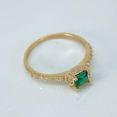 Anillo Solitario Cuadrado Circones Blancos Verde Oro amarillo / Talla 6 3/4 / 2,1 Gr †