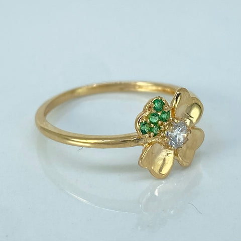 Anillo Trebol Circones Verdes Blancos Oro amarillo / Talla 6 1/4 / 1,55 Gr