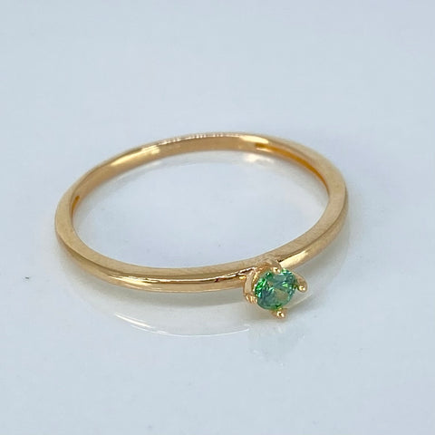 Anillo Solitario Circon Verde Oro amarillo / Talla 8 / 1,38 Gr