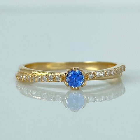 Anillo Solitario Churumbela Circones Blancos Celeste Oro amarillo / Talla 6 1/2 / 1,97 Gr †