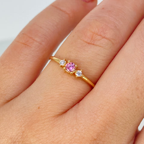 Anillo Tres Circones Blancos Rosa Oro amarillo / Talla 6 1/2 / 1,35 Gr †