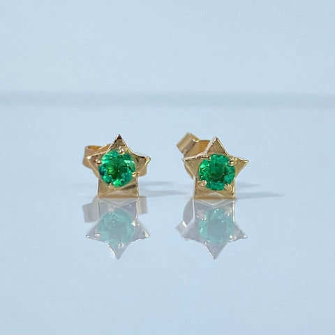 Topos Estrella / 30 Pts Esmeralda Oro amarillo 18k 1,6 Gr / 6 mm  *