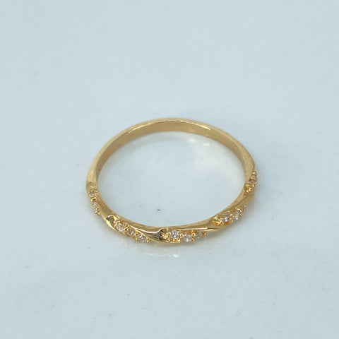 Anillo Lineas Cruzadas Circones Blancos Oro amarillo / Talla 6 / 1,12 Gr †