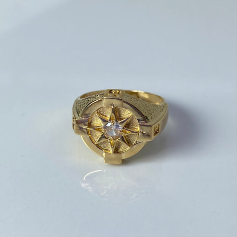 Anillo Brujula  Circon Blanco Oro amarillo 18k / Talla 9 1/4 / 8,0 Gr