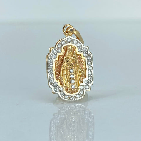 Dije Virgen Del Carmen Circones Blancos Oro amarillo y Oro blanco 18k 1,82 Gr / 2,3 Cm  *